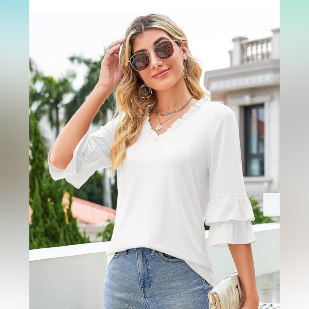 3/4 Bell Sleeve V-neck Top  White Medium - NWT